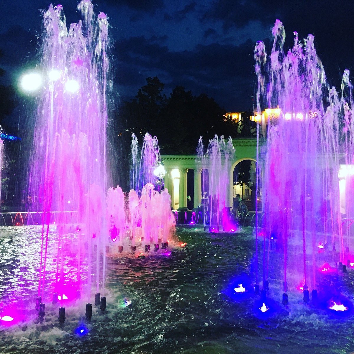 🌳 주코프 원수 공원 (스크베르 이메니 게오르기야 콘스탄티노비차 주코바)